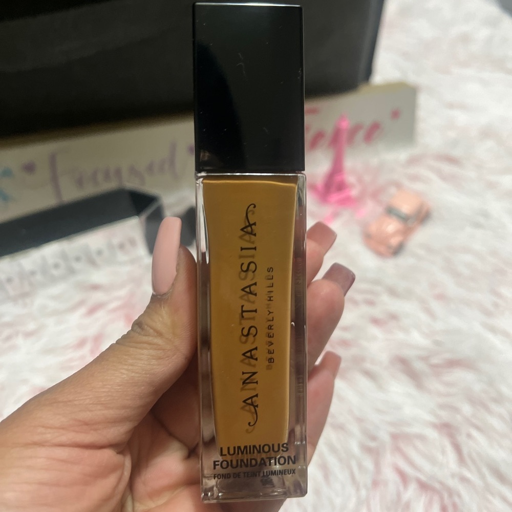 ABH LUMINOUS FOUNDATION 470C